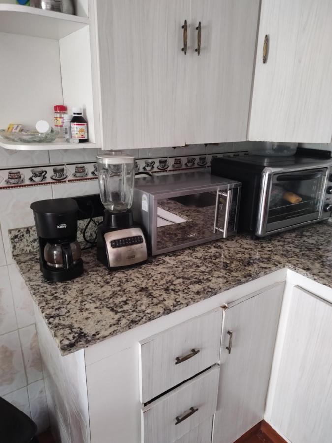 Noras Homestay Laureles メデジン エクステリア 写真
