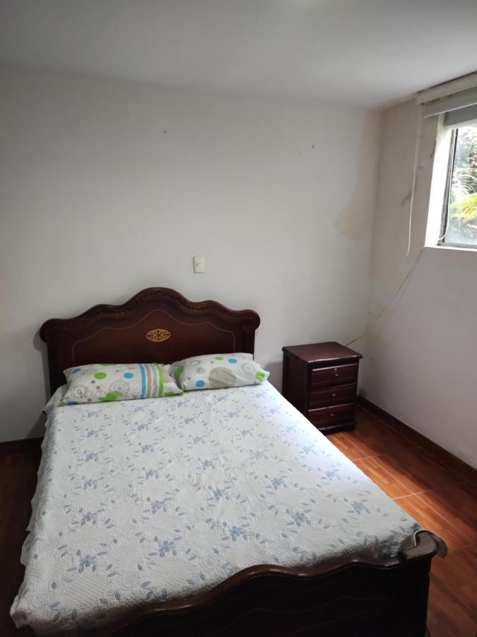Noras Homestay Laureles メデジン エクステリア 写真