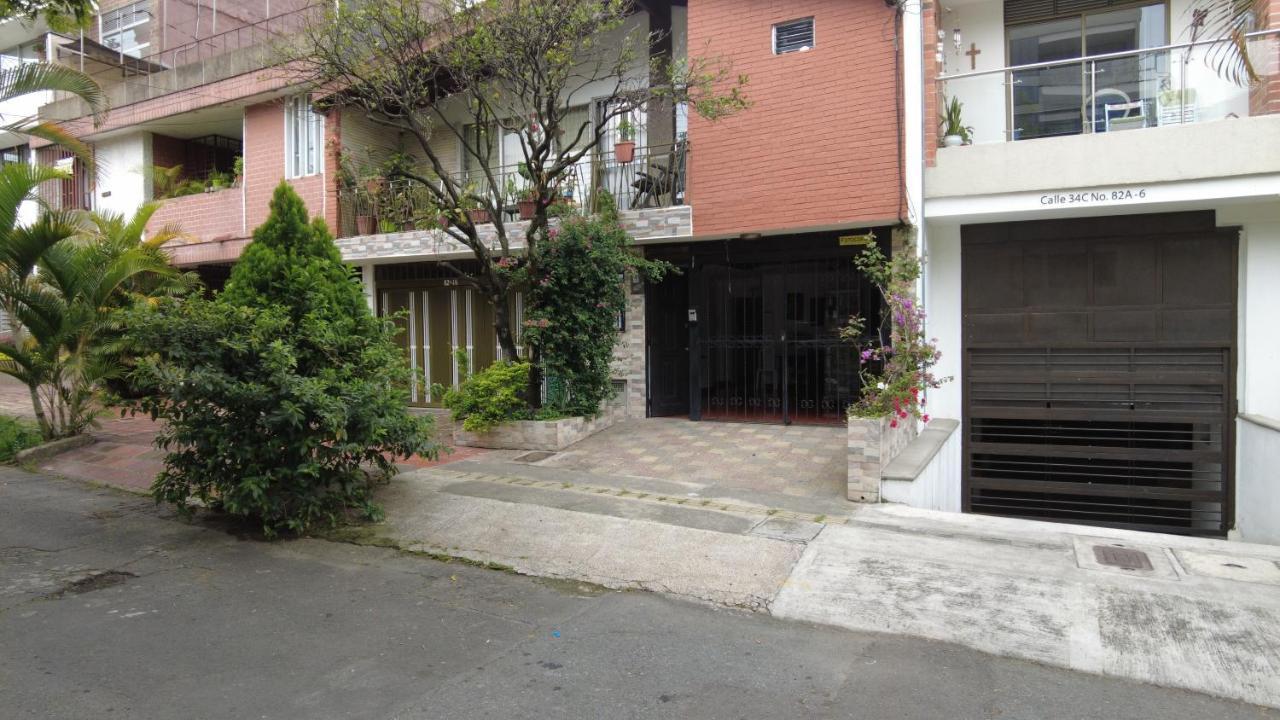 Noras Homestay Laureles メデジン エクステリア 写真
