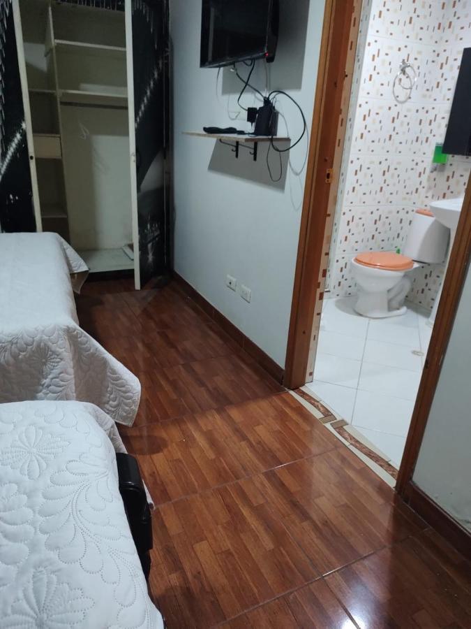 Noras Homestay Laureles メデジン エクステリア 写真