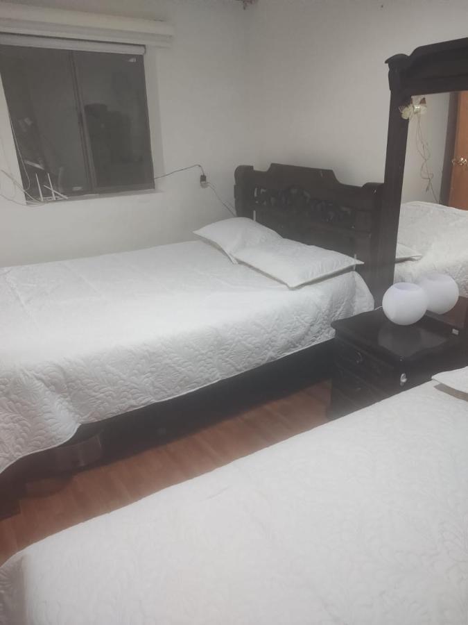Noras Homestay Laureles メデジン エクステリア 写真